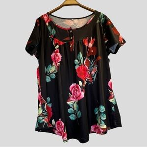 Women’s Floral Tee Black Size 2X